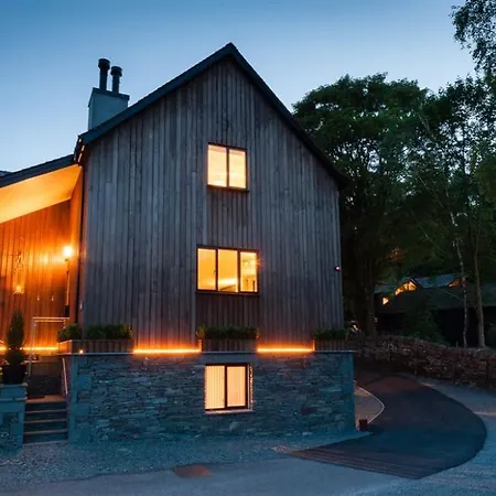 Le Chalet Chapel Stile